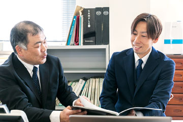 優秀のスタッフ